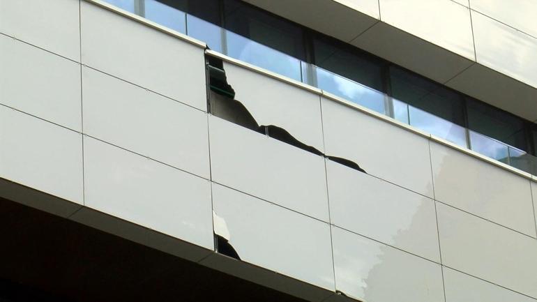 Kartalda not bırakıp 11. kattan atlayan kadın avukat hayatını kaybetti