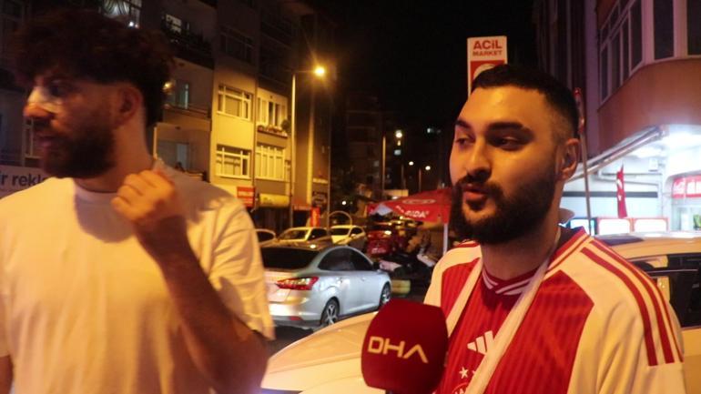 Konsere giden rap şarkıcılarının içinde bulunduğu minibüs kaza yaptı: 7 yaralı