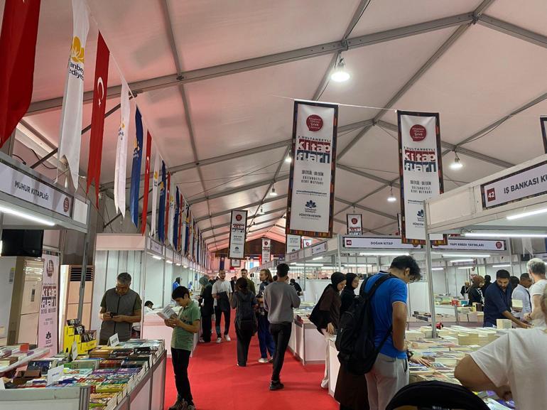 7’nci Sultanbeyli Kitap Fuarı başladı
