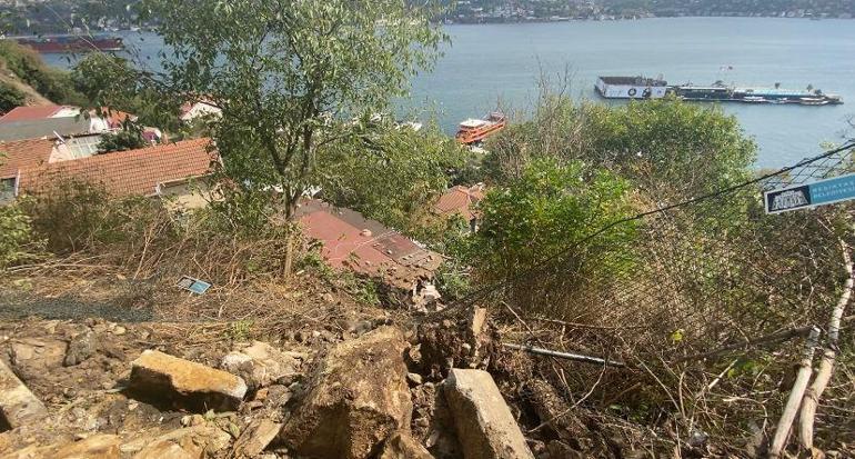 Beşiktaşta yerinden kopan kaya parçaları evlerin üzerine düştü