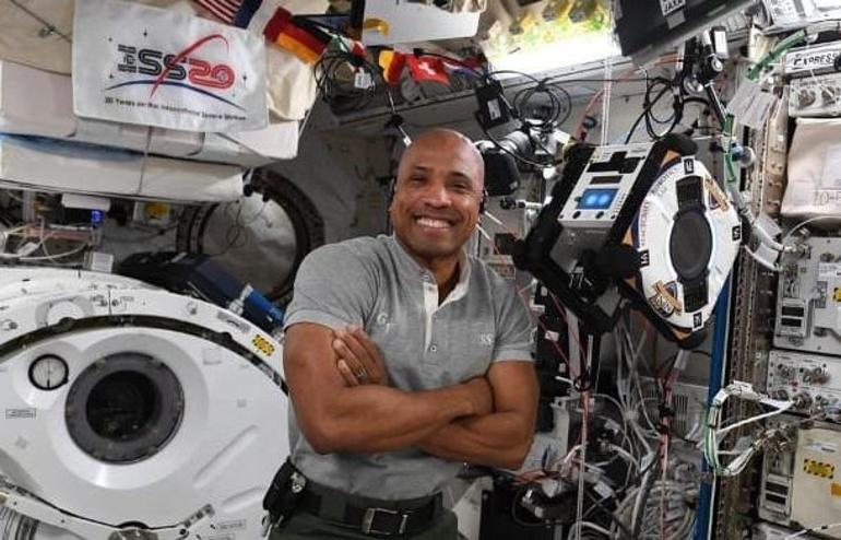 Uzayda 168 gün kalan astronot: Dünyayı uzaktan görmek beni çok etkiledi