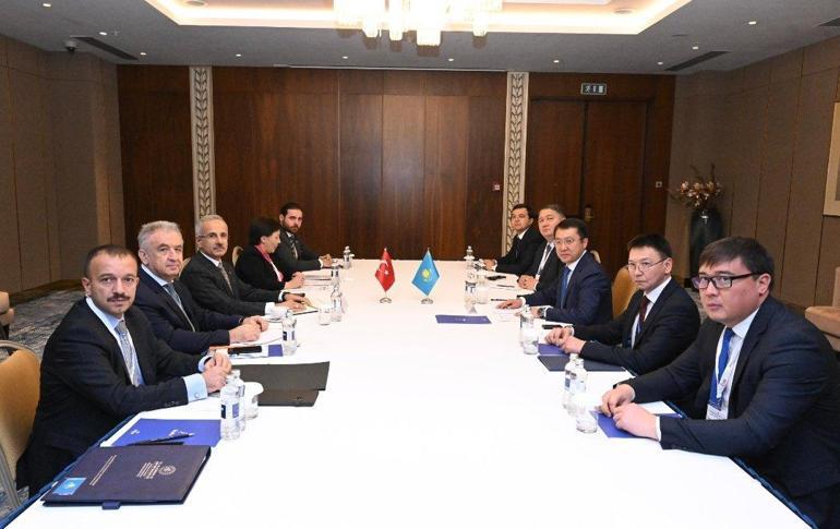 Bakan Uraloğlu, Kazakistan’da