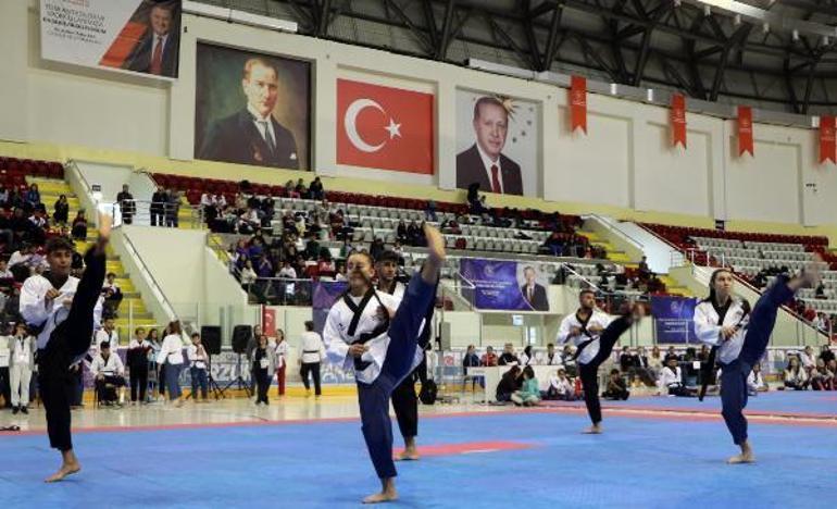 Hataylı sporculardan şampiyonada, Yıkılmadık, ayaktayız mesajı