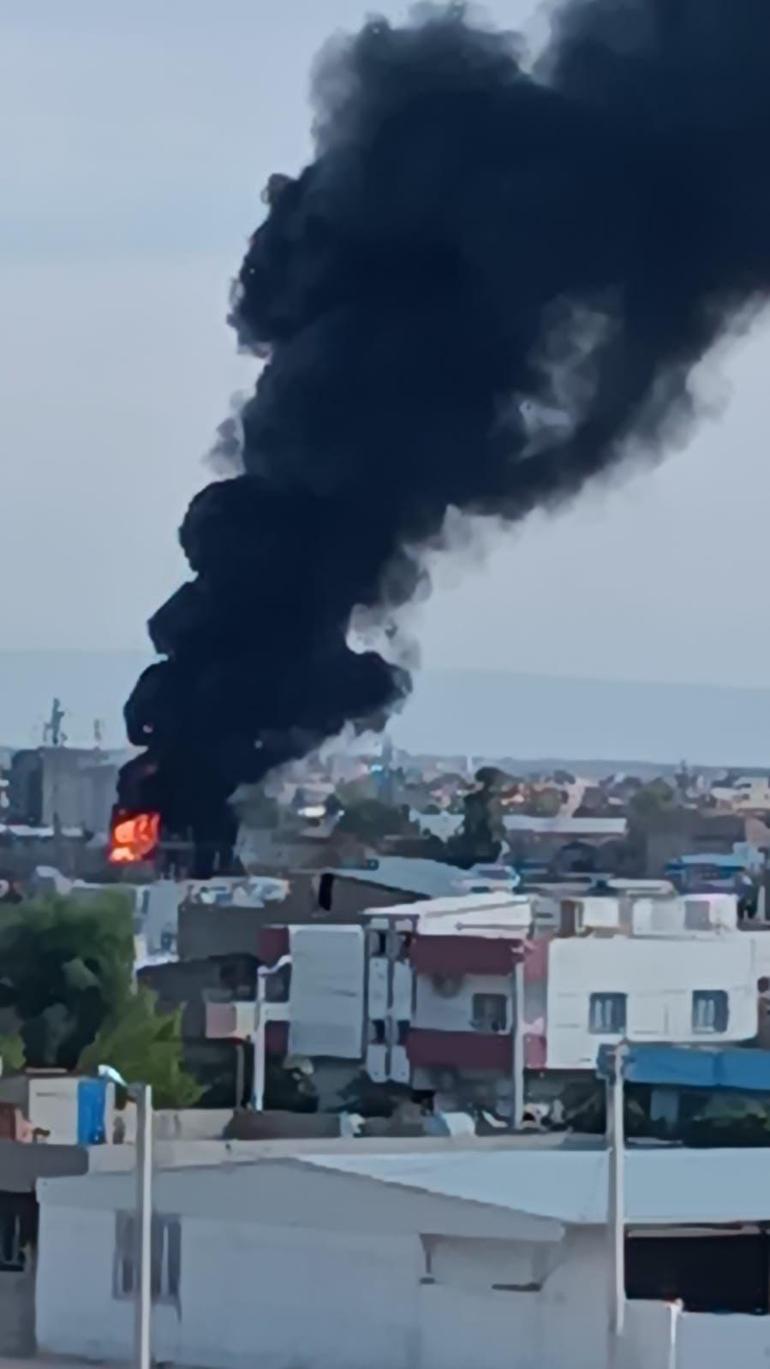 Suriyede terör örgütünün kontrolündeki Kamışlı’da art arda patlama