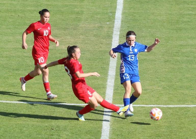 U17 Kız Milli Futbol Takımı, Moldovayı 6-2 yendi