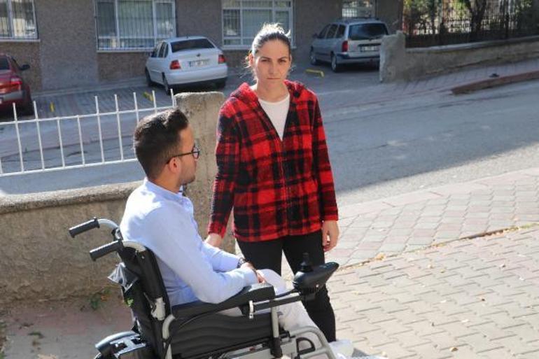 Okul ile servis firması anlaşmazlığında engelli öğrenciler mağdur