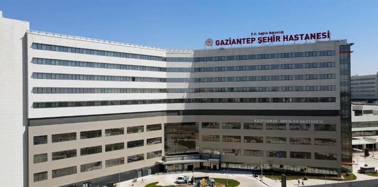 Bakan Koca: Gaziantep Şehir Hastanesi hasta kabulüne başladı