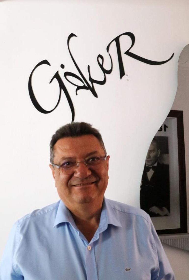 Eski vekilin açtığı kafenin gelirleri öğrencilere burs olacak