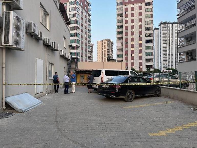 Adanada 13üncü kattaki balkondan düşen Ege öldü