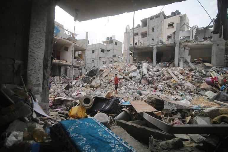 Gazze’de yerinden edilenlerin sayısı 263 bini geçti