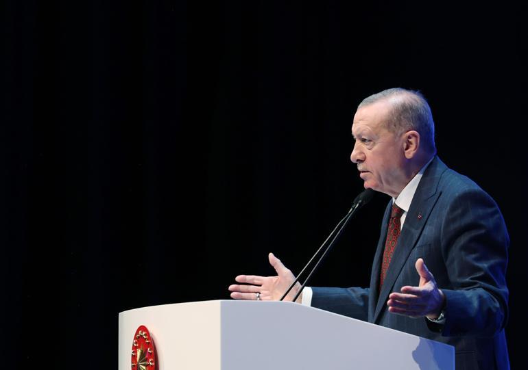 Erdoğan: Gazzeye yardım götüren ilk kargo uçağı El Ariş Havalimanına indi