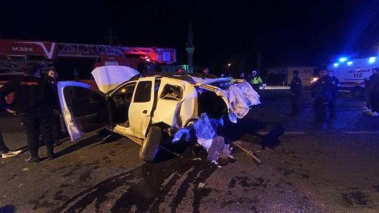 Otomobilin, kırmızı ışıkta çarptığı cipin sürücüsü öldü, ibre 140 kmde takılı kaldı