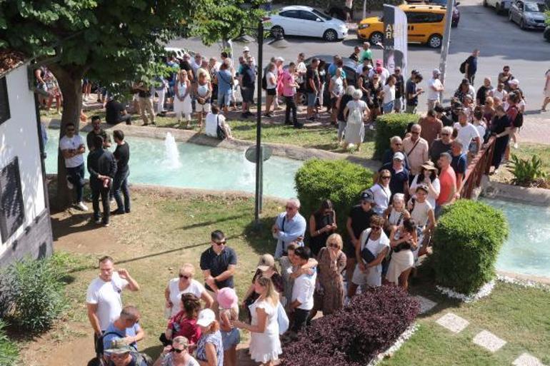 Polonyalılar, Antalyada ülkelerindeki seçim için oy verdi