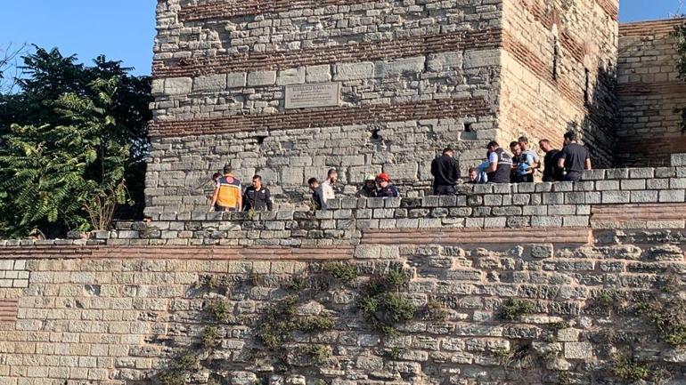 Fatihte Topkapı Surlarında erkek cesedi bulundu