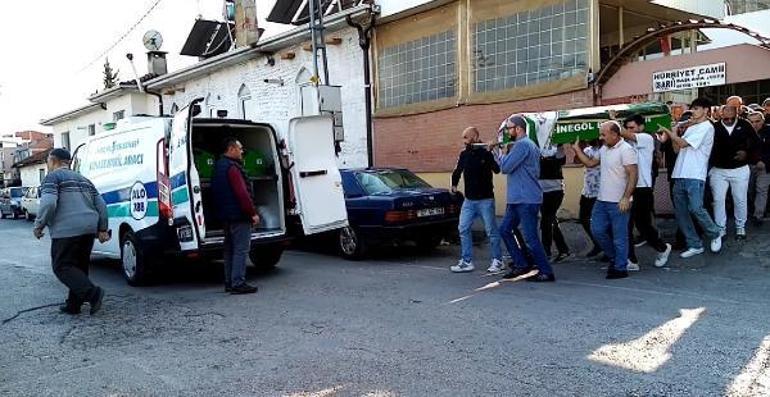 Bursadaki trafik kazasında, yeni yaşını kutlayan Eda Nur ile 2 arkadaşı öldü, 1 yaralı