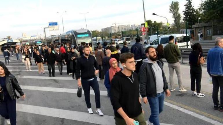 Avcılarda metrobüse binmek isteyenlere beyaz yol sürprizi