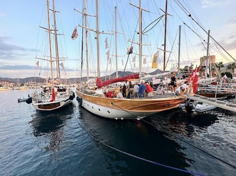 Bodrum Cupta Selanikten çıkan tekneler Yalıkavakta karşılandı
