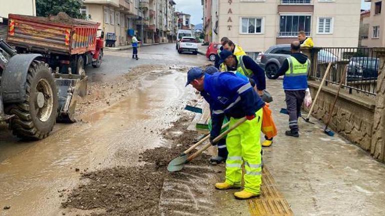 Fatsa’da sağanağın ardından temizlik çalışması