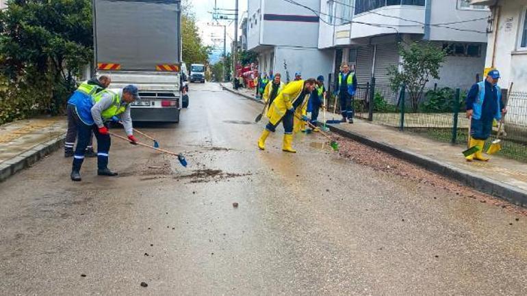 Fatsa’da sağanağın ardından temizlik çalışması