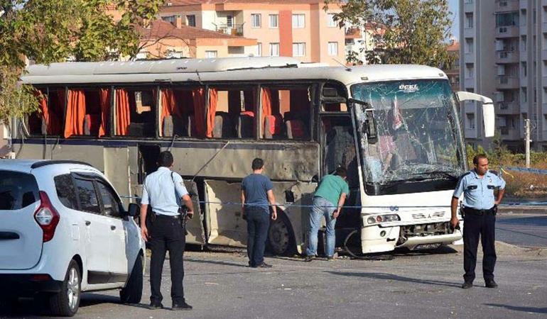 İzmir ve Bursada cezaevi araçlarına saldırı davasının tutuklu sanığı, tahliyesini istedi