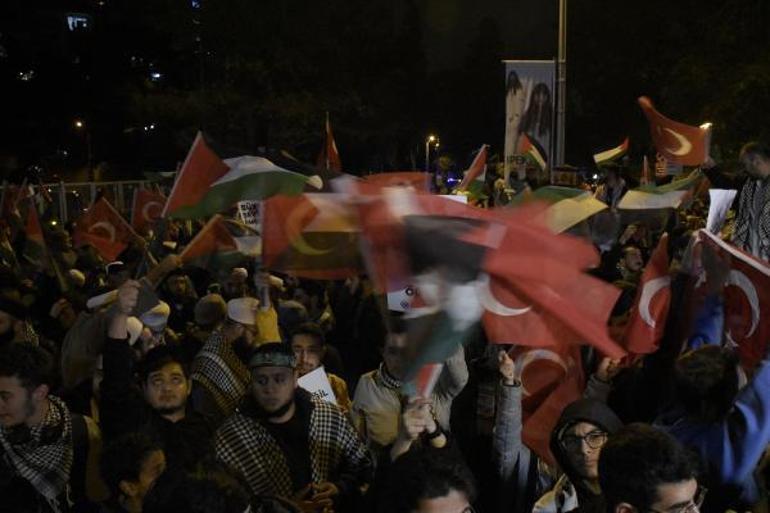 İsrailin Gazzeye yönelik saldırıları ABD İstanbul Başkonsolosluğu önünde protesto edildi