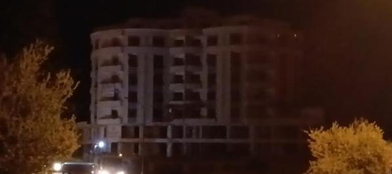 Gaziantepte dinamitle patlatılan bina yıkılmadı