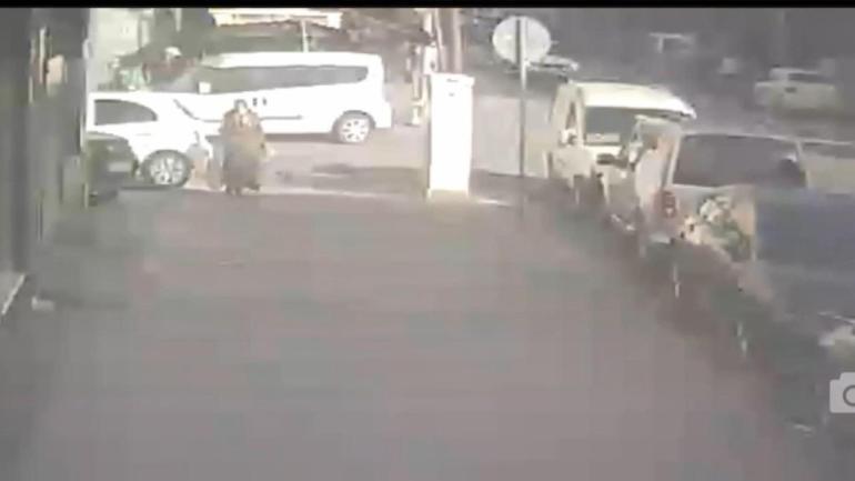 Sultangazide kargonuz var diyerek sokağa çağrılan kadına silahlı saldırı