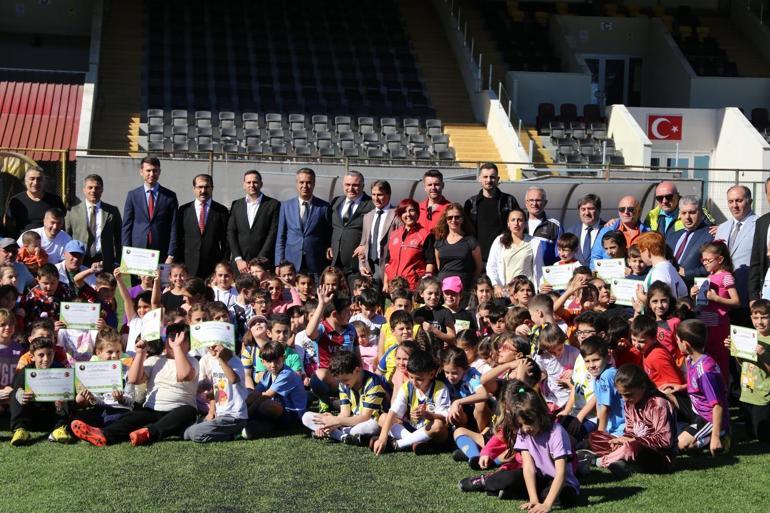 Arhavide 12nci Grassroots Futbol Şenliği yapıldı