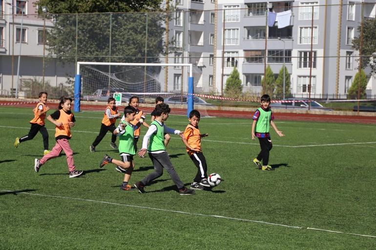 Arhavide 12nci Grassroots Futbol Şenliği yapıldı