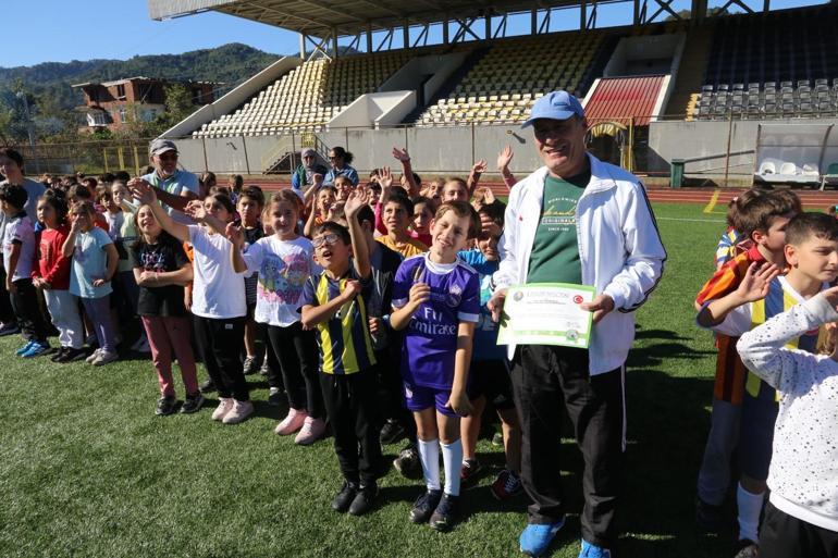 Arhavide 12nci Grassroots Futbol Şenliği yapıldı