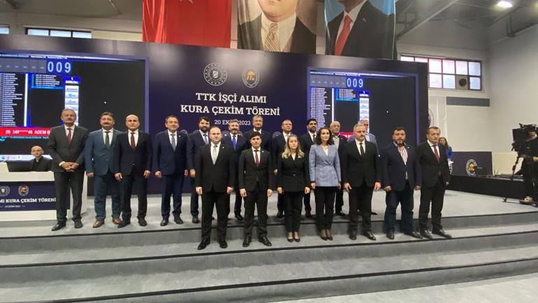 Bartında 400 işçi kura çekimiyle TTKya alındı