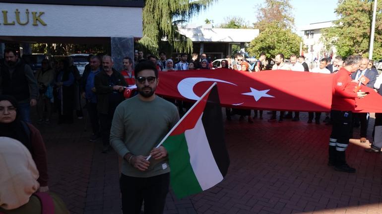 Filistinli Yahya: 10 gün önce ablam şehit edildi, hala enkaz altında