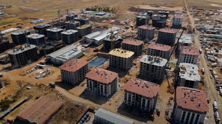 Bakan Özhaseki: Malatyada 2 ay içinde afet konutlarımızı teslim etmeye başlıyoruz