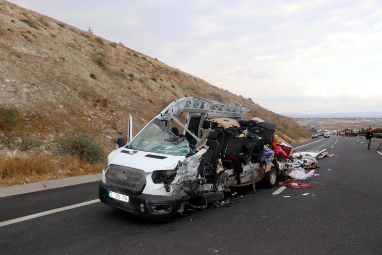 Şanlıurfadaki kazada ölen 5 kişinin cenazeleri, memleketleri Diyarbakır’a gönderildi