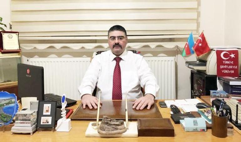 Kars Gazeteciler Cemiyeti Başkanı, toprağa verildi