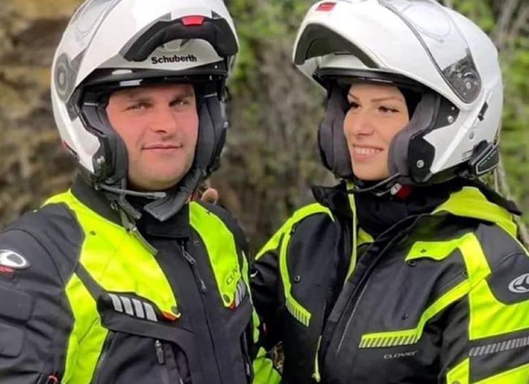 Otomobil ile çarpışan motosikletteki çift, öldü