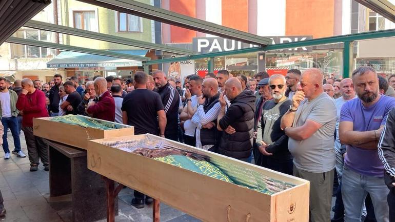 Yeni aldıkları motosikletle kazada ölen çift, toprağa verildi