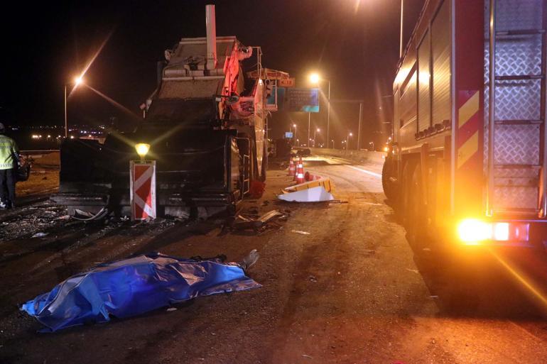 Gaziantepte freni boşalan tankerin minibüs ve 2 iş makinesine çarpmasıyla yangın çıktı: 3 ölü, 11 yaralı