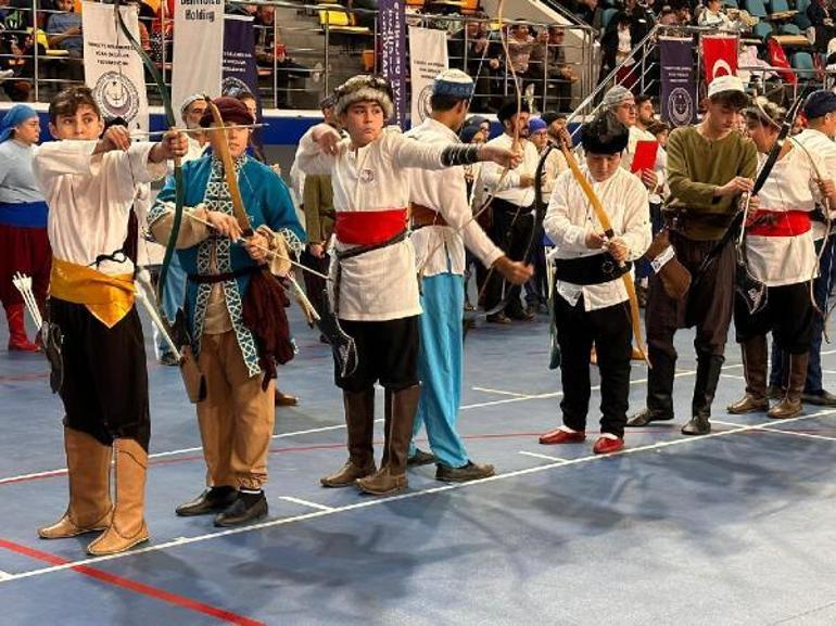 Ankarada geleneksel okçuluk şampiyonası gerçekleştirildi