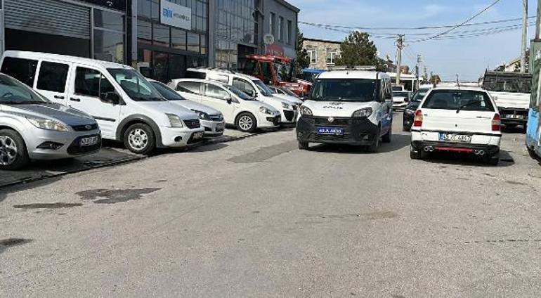 Kasklı saldırgan, galericiyi silahla ağır yaraladı