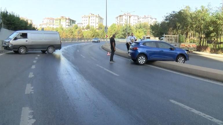 Kartalda hafriyat kamyonundan dökülen yağ kazalara neden oldu