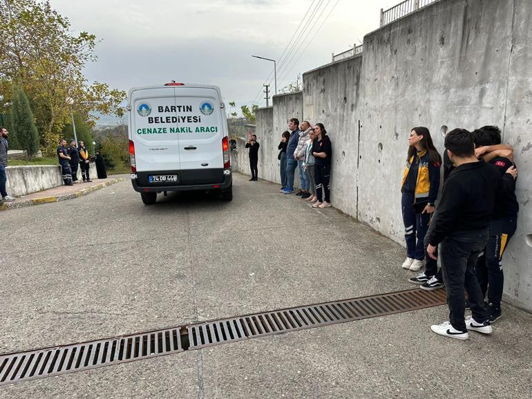 Kaza ihbarına gittiler, mesai arkadaşlarının öldüğünü gördüler
