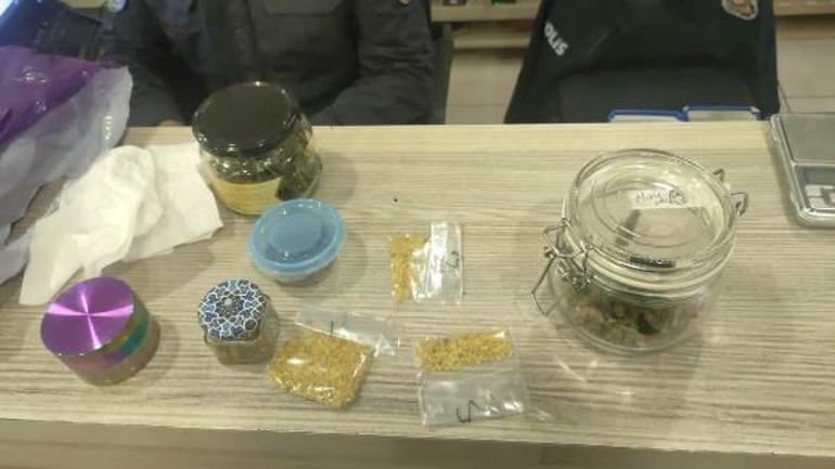 Ünlü oyuncu eşine şiddet uygulamak ve uyuşturucu madde bulundurmakla suçlanıyor