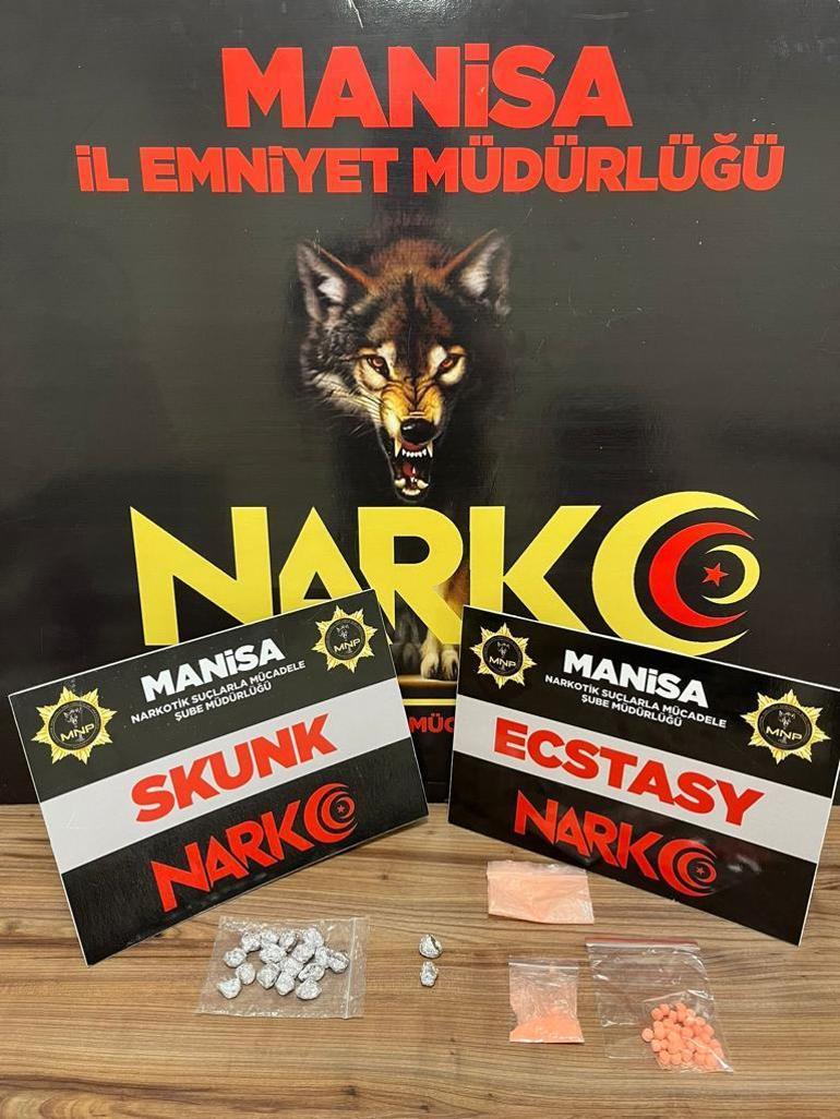 Manisada polisten zehir tacirlerine darbe: 26 tutuklama