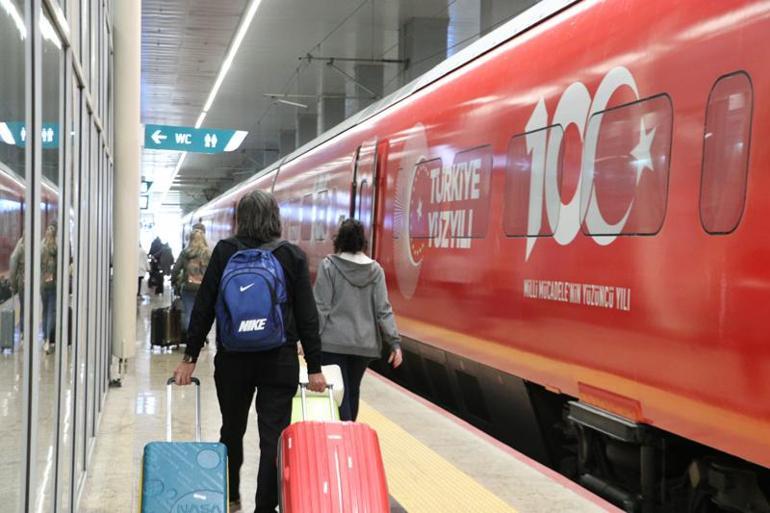 100üncü yıl treni, Ankaradan İstanbula hareket etti