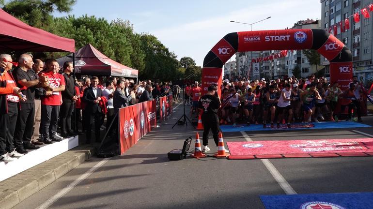 Cumhuriyetin 100’üncü yılında Uluslararası Trabzon Yarı Maratonu koşuldu