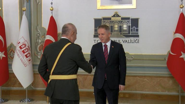 İstanbul valiliğinde 100. yıl kabul töreni