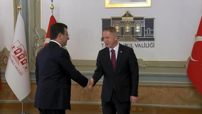 İstanbul valiliğinde 100. yıl kabul töreni