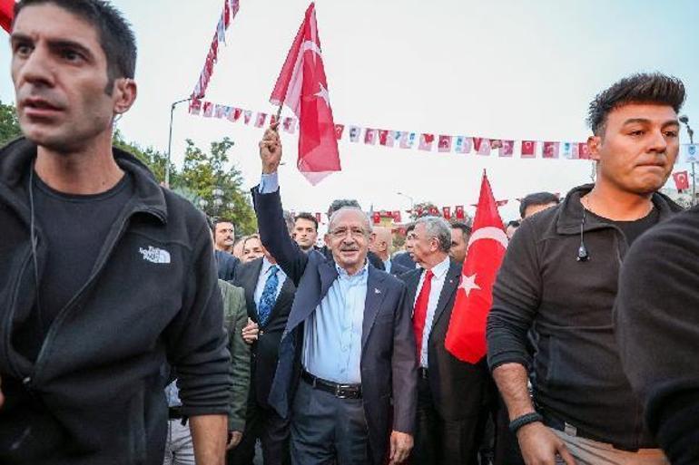 Kılıçdaroğlu, 1inci Meclisten Anıtkabire yürüdü