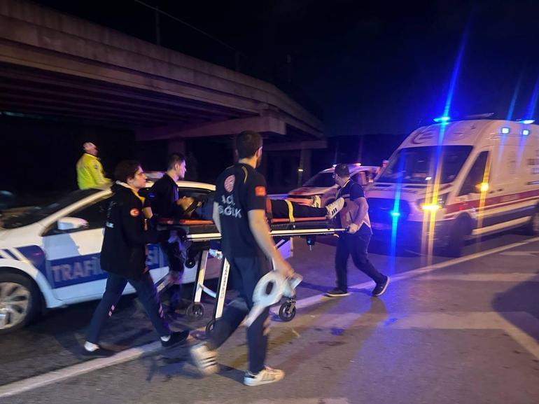 Ümraniye Şile Otoyolunda iki otomobil çarpıştı: 4 yaralı